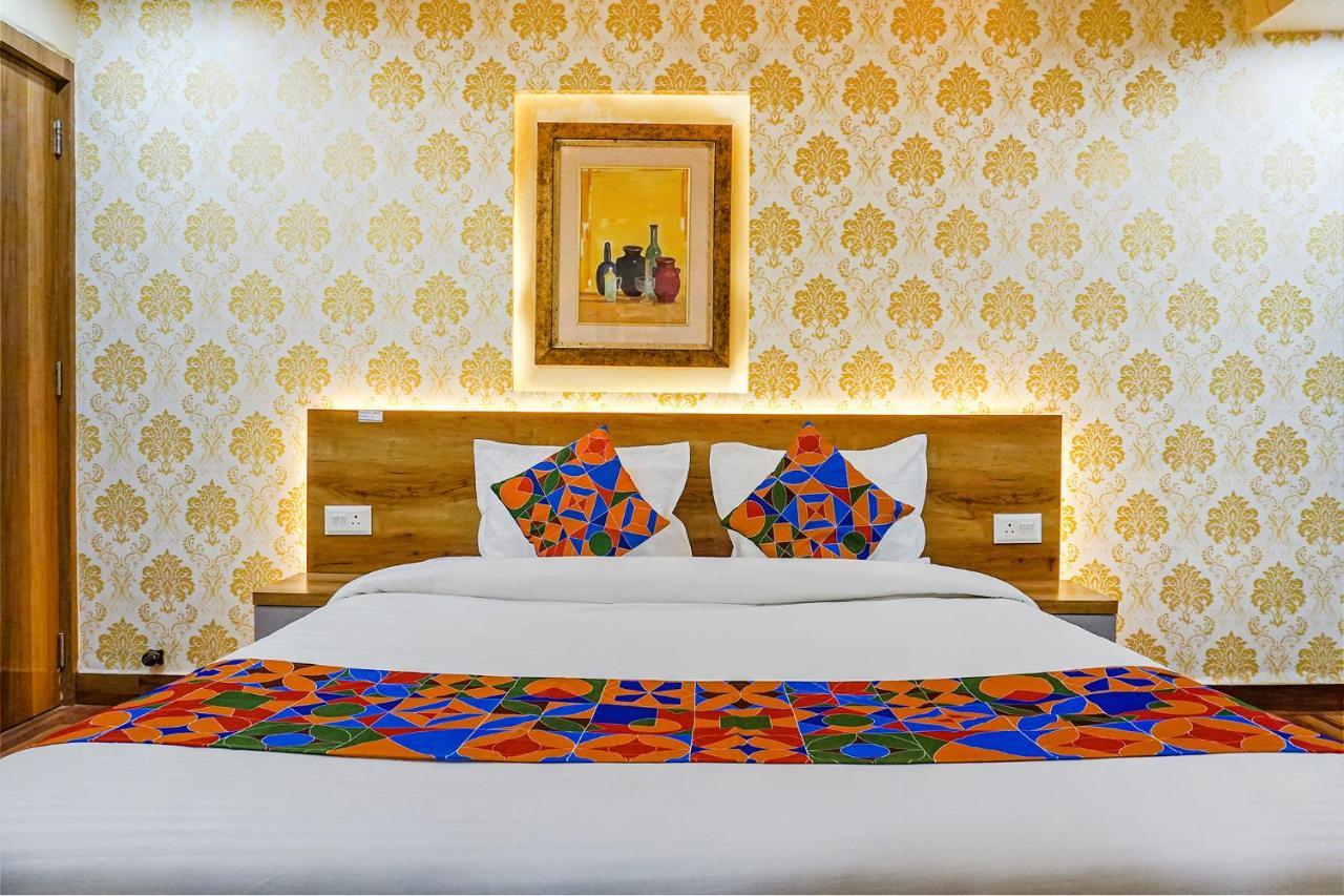 Fabhotel Tan Square - Nr Eon It Park Пюн Екстериор снимка